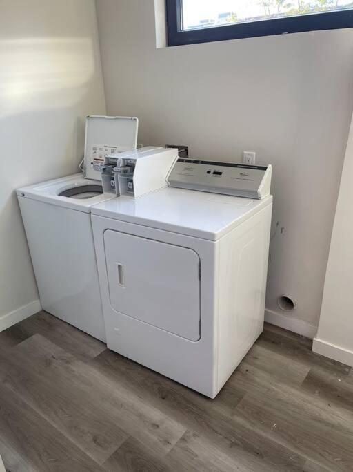 One Bedroom With Downtown View Appartement *